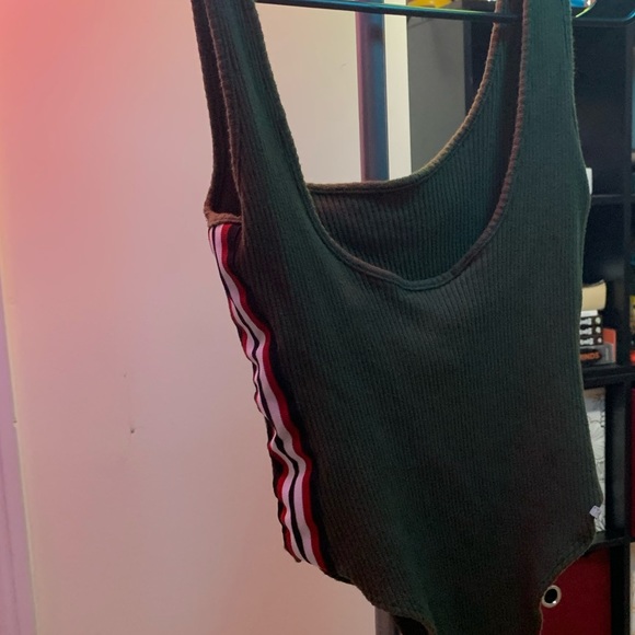 Green Bodysuit - Picture 3 of 4